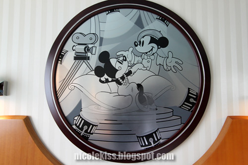 classic silver screen mickey and minnie