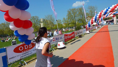 Marathon d'Annecy Anne et Danielle FINISHERS 17 avril 2011 247