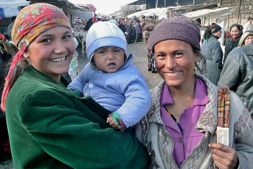 Urgut Bazaar - Mom and Baby