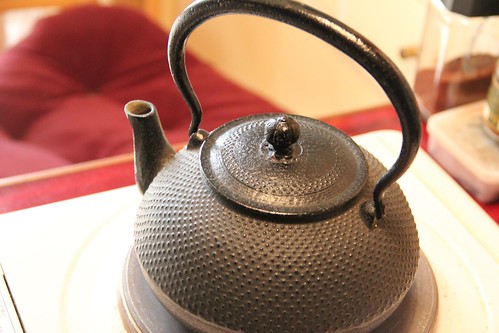 "Tetsubin" Japanese Iron Pot 鉄瓶