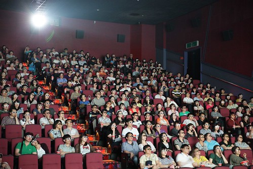 LG 시네마 3D, 3D 영화관서 고객 4만명의 눈길 사로잡았다!