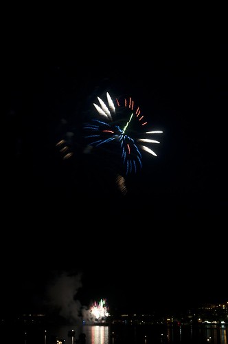 11-FireworksRedBank-5755