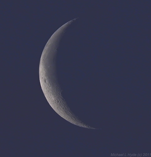 Early morning Moon 270611 by Mick Hyde