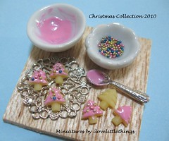 Dollhouse Miniature Christmas Tree Cookies