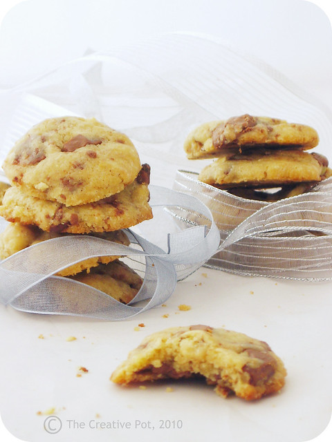 Hazelnut & Choc-Chunk Cookies