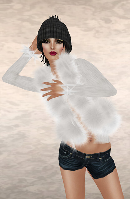 Nick Ree white fur coat and boots for free + YS&YS Skin hunt item