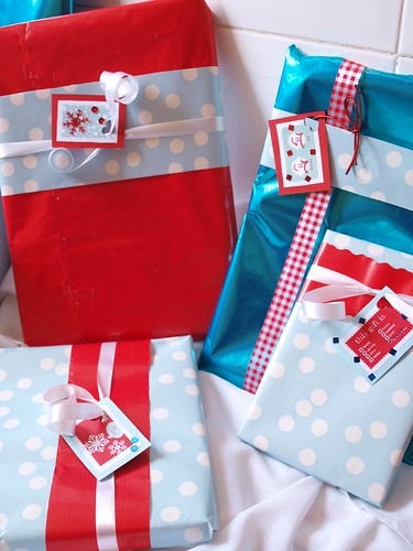 Wrapping ideas in blue and red 1