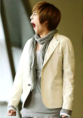 Kim Hyun Joong Yawning 3