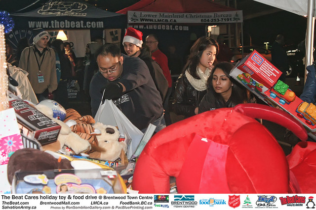 The BEAT CARES holiday food and toy drive at Brentwood Town Centre photos by Ron Sombilon Gallery (609) by Ron Sombilon Gallery