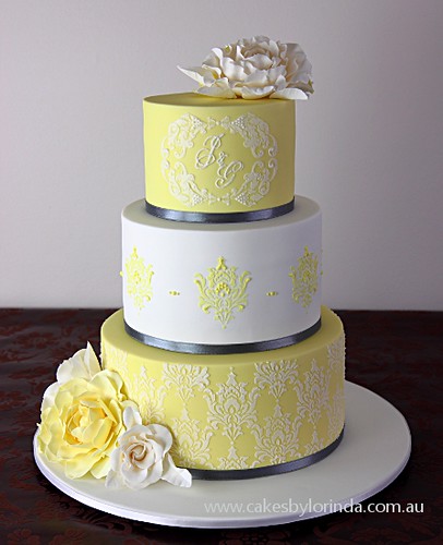 Damask Wedding Cake Temeraire Tags rose yellow vintage weddingcake 