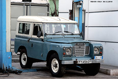 LAND  ROVER – year 1982