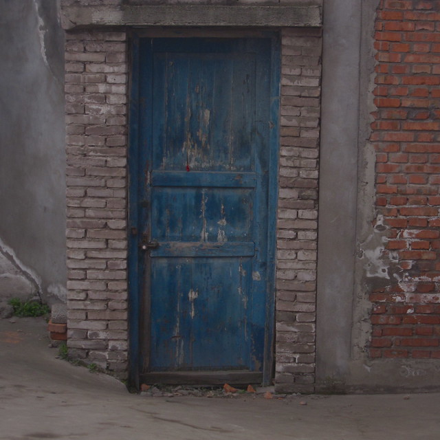 Blue Door, Yuanchi, Sichuan