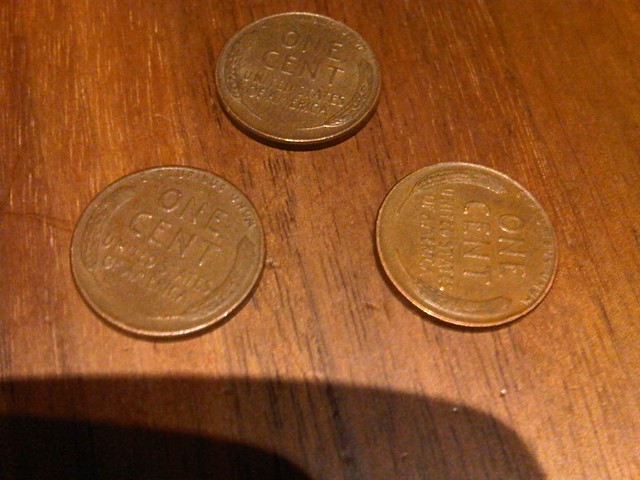 Numismatic miracle:  Three wheaties in my change
