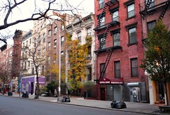 New York's East Village (by: Teri Tynes, creative commons license)