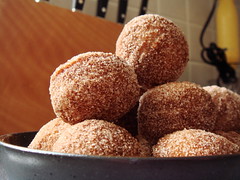Cinnamon Sugar Doughnuts Holes