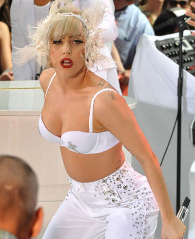 Lady Gaga Dress Up. Lady Gaga dress up 2