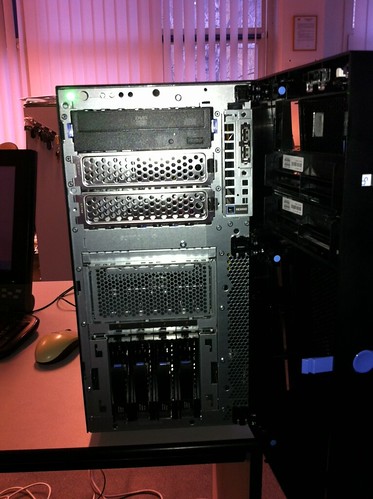 IBM System x3400 M3