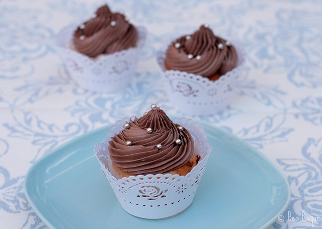 Vanilla Cupcakes & Chocolate buttercream