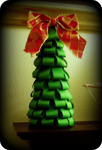 Loopy Ribbon Christmas Tree