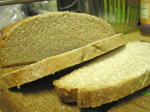 Round wheat loaf