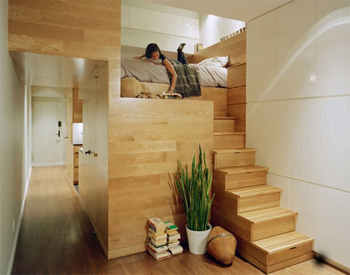 Stairs leading to the bedroom - www.renttoown.ph
