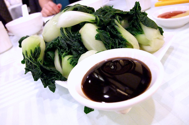 Boiled Bok Choy with Oyster Sauce
