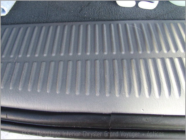Chrysler Grand Voyager -
Det. int. </span>+ opticas-13