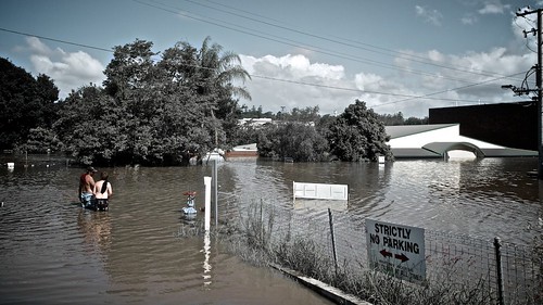 This photo was invited and added to the Brisbane/Ipswich Floods 2011 group.