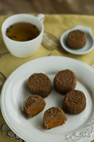Chestnut and Apricot Mooncake (filling)