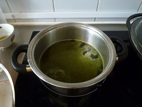 Green Tea Boiling