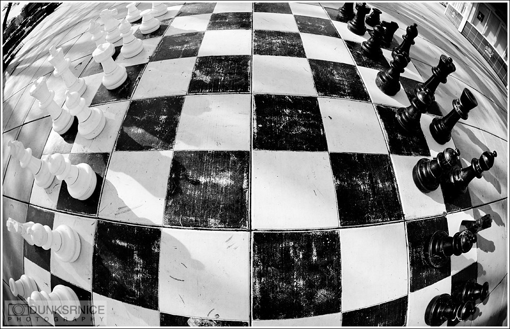chess B&W.