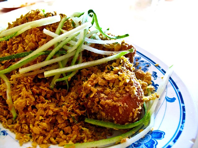 IMG_0299 Halal Chinese Food， Nestum Chicken ，麦香鸡