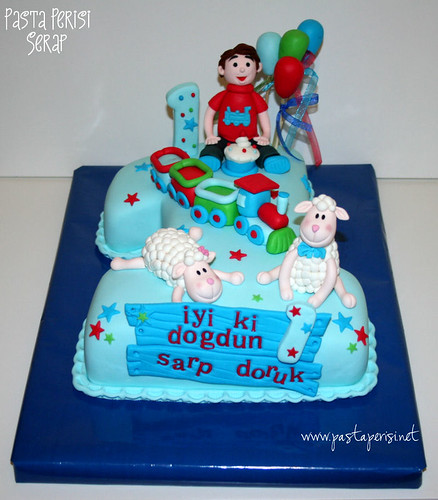 LAMBS CAKE - DORUK 1ST BIRTHDAY