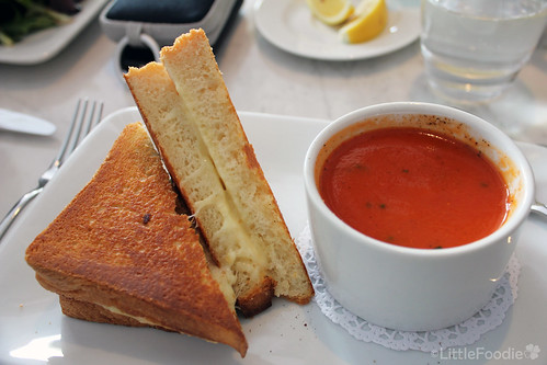 Tomato soup and grilled cheese sandwich