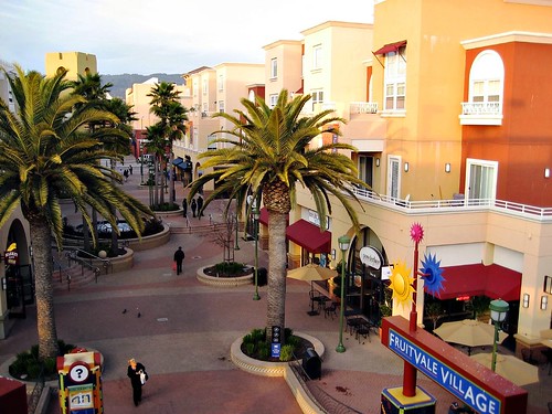 one last great photo of Fruitvale Village (by: Andy Kaufman, creative commons license)