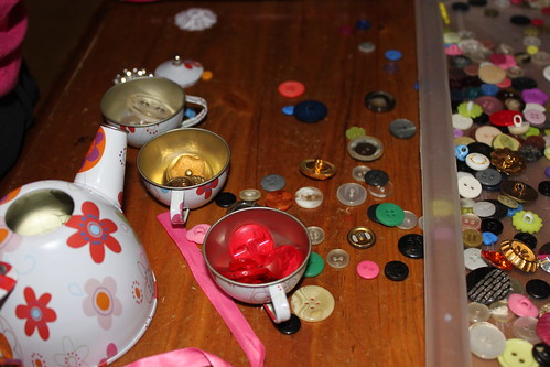 Sorting buttons