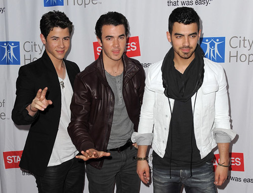 jonas brothers 2011. the jonas brothers 2011. Jonas brothers; Jonas brothers. MorphingDragon. Oct 4, 06:32 AM. If they make the quot;star trekquot; whoosh sound when