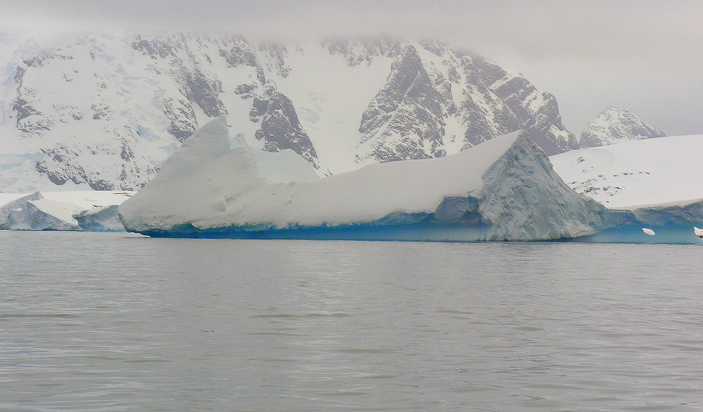 ANTARCTICA2010-313 Pleneau Island Iceberg Alley  南極 Pleneau島冰礁群