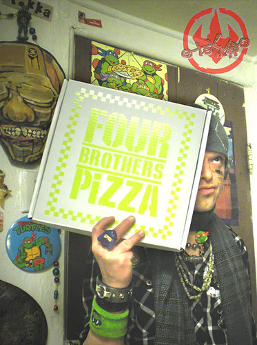 Nickelodeon TMNT Fan Preview; "FOUR BROTHERS PIZZA" - Consolation Pizza Box i (( 2011 ))