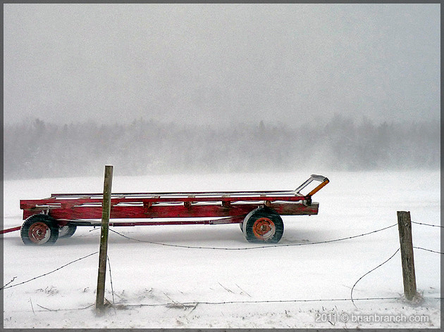 P1140782_trailer_in_snow