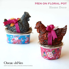 Hen on floral pot