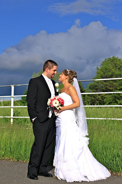 21 May/2011 - Newlyweds