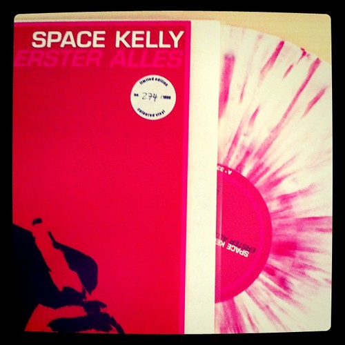 Limited vinyl / Space Kelly