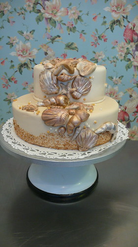Beach Shells theme cake by CAKE Amsterdam - Cakes by ZOBOT