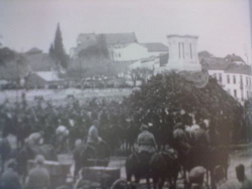 Monumento da CGG em Castelo Branco - 1914-1918, Foto da inaugurao do monumento aos Combatentes da Grande Guerra, em 9 de Abril de 1924, Castelo Branco, na Praa dos Mrtires da Ptria, a actual Praa da Devesa.