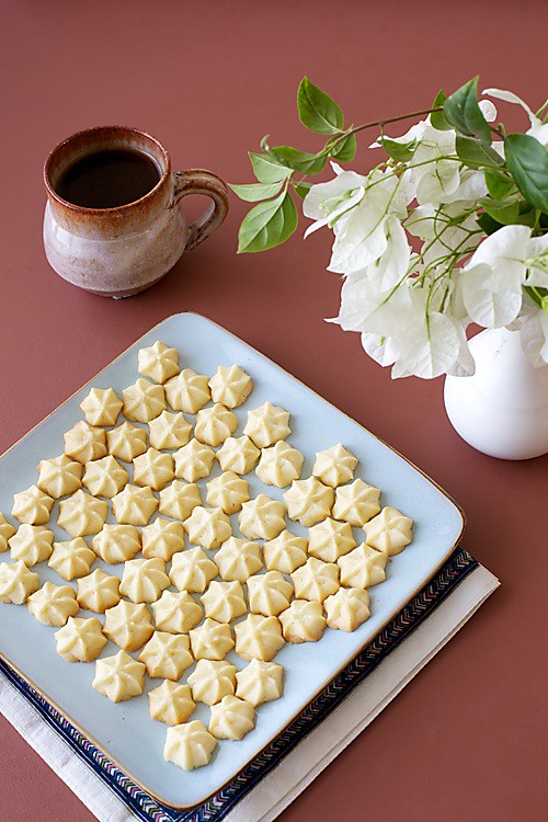 Melting Moments: Perfect Eggless Cookies