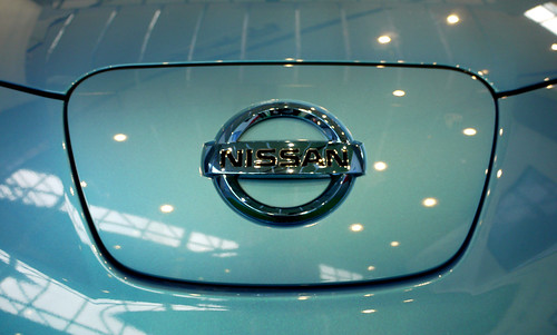 Nissan Leaf Logo. Nissan Leaf logo
