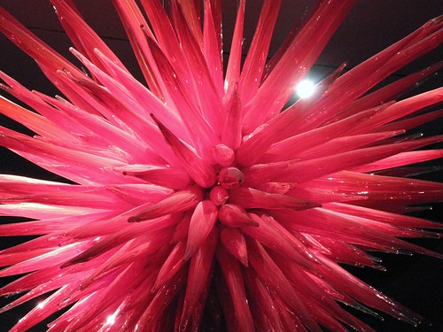 Chihuly : scarlet icicle chandelier @ Museum of Fine Art, Boston