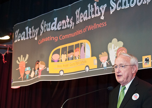 Dr. Kevin Concannon, Undersecretary, Food Consumer and Nutrition Services explains the importance of good nutrition and exercise to students at Maryland City Elementary School in Laurel, MD, during a United States Department of Agriculture, Food Safety Inspection Service, Food Safety Education Camp  on Thursday, May 5, 2011.  USDA Photo by Bob Nichols.