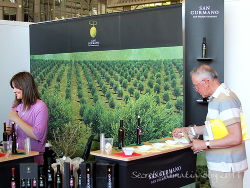 San Gurmano stand with several great olive oils